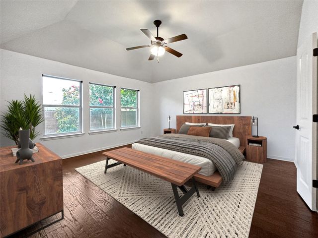 201 Arrezo LN, Georgetown, TX 78628