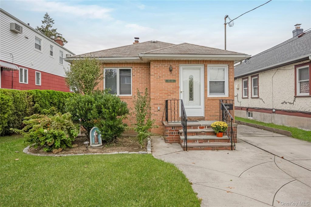 8532 262nd Street, Floral Park, NY 11001 — exterior