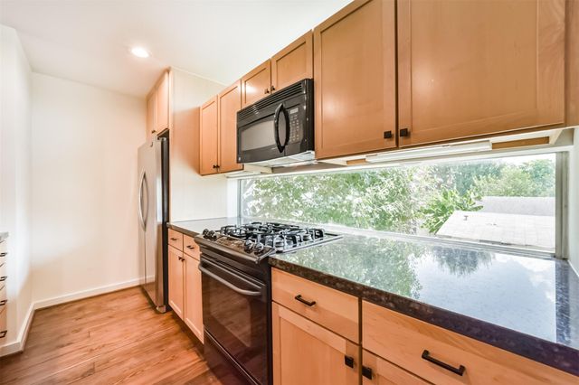 2905 Sherman Street C, Houston, TX 77003