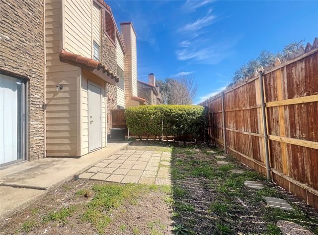 5626 Preston Oaks Road 43D, Dallas, TX 75254