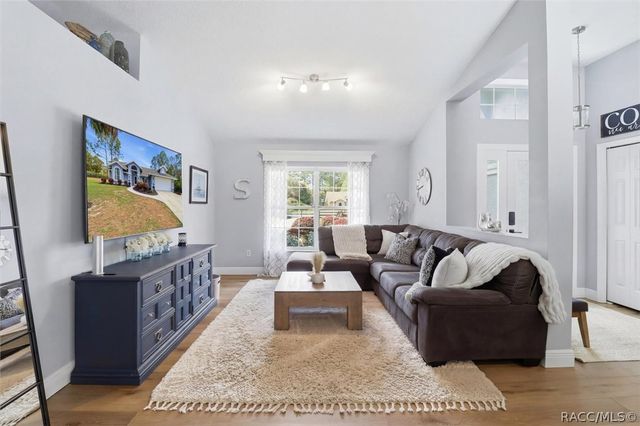 5465 N Rosedale Circle, Beverly Hills, FL 34465