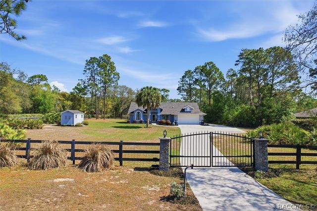 5465 N Rosedale Circle, Beverly Hills, FL 34465