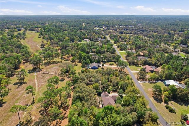 5465 N Rosedale Circle, Beverly Hills, FL 34465