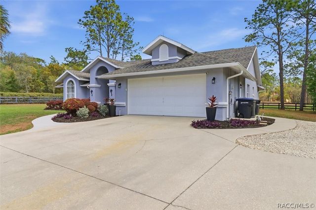 5465 N Rosedale Circle, Beverly Hills, FL 34465