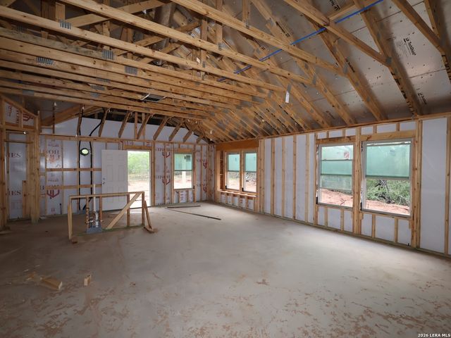 112 Greeley Drive, Floresville, TX 78114