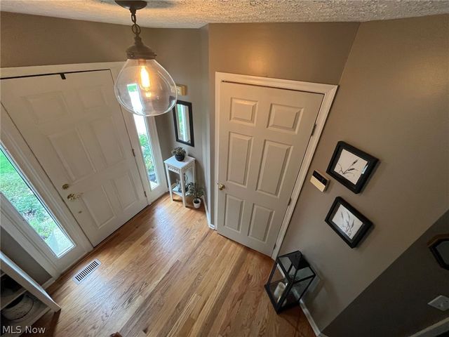 3632 Berkeley Lane, Brunswick, OH 44212