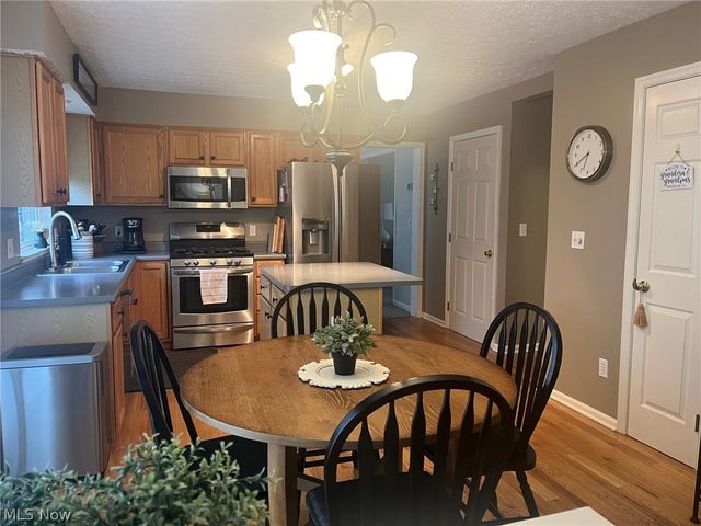 3632 Berkeley Lane, Brunswick, OH 44212