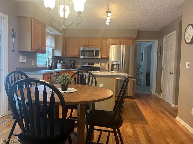 3632 Berkeley Lane, Brunswick, OH 44212