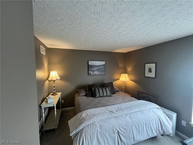 3632 Berkeley Lane, Brunswick, OH 44212