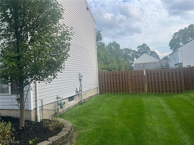 3632 Berkeley Lane, Brunswick, OH 44212