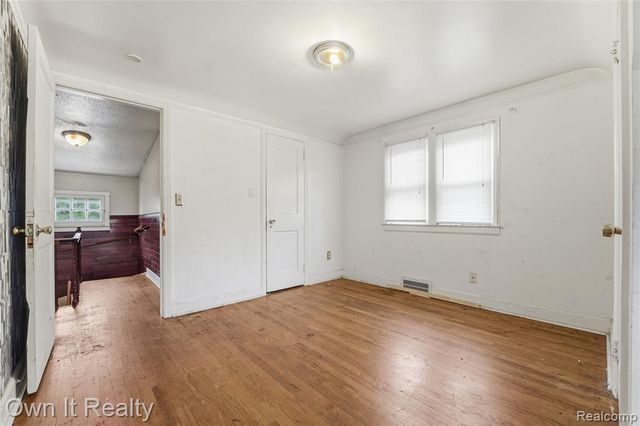 6109 Argyle Street, Dearborn, MI 48126