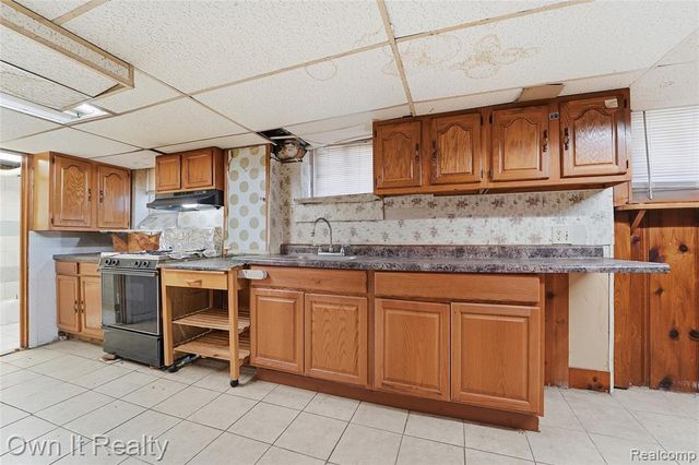 6109 Argyle Street, Dearborn, MI 48126