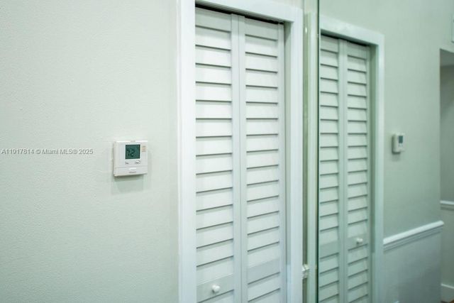 929 NE 199th St 203, Miami, FL 33179