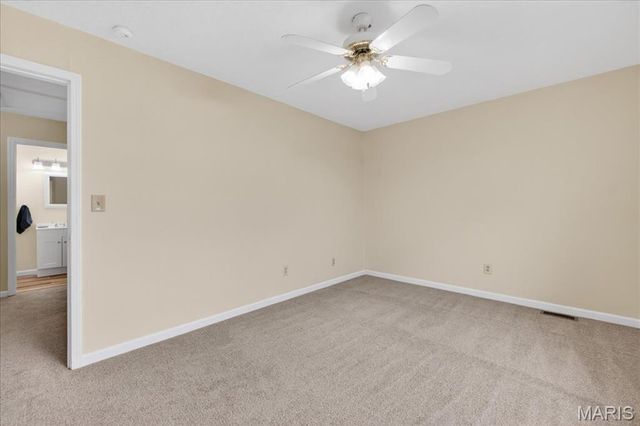 12228 Glenpark Drive, Maryland Heights, MO 63043