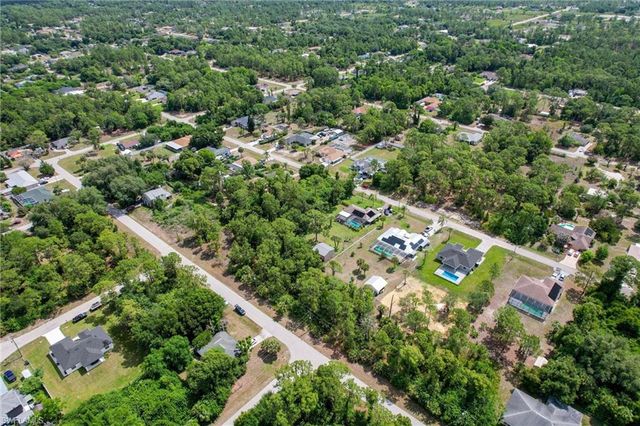 414 Hamilton AVE, Lehigh Acres, FL 33972