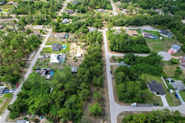 414 Hamilton AVE, Lehigh Acres, FL 33972