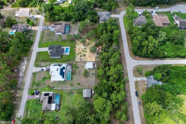 414 Hamilton AVE, Lehigh Acres, FL 33972