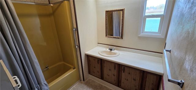 581 E Bakersville Edie Rd, Lincoln Twp, PA 15501