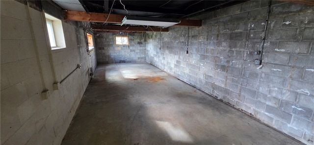 581 E Bakersville Edie Rd, Lincoln Twp, PA 15501