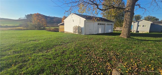 581 E Bakersville Edie Rd, Lincoln Twp, PA 15501