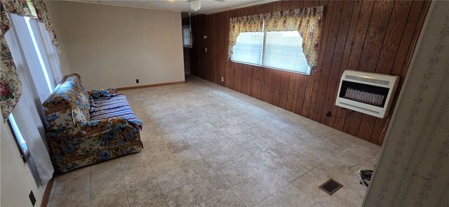 581 E Bakersville Edie Rd, Lincoln Twp, PA 15501