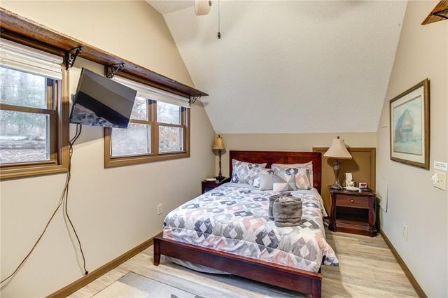 148 Gateway Drive, Ellijay, GA 30540