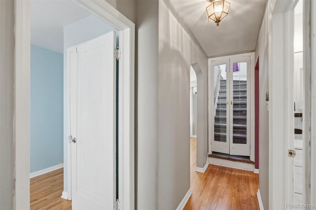 26357 Eton Avenue, Dearborn Heights, MI 48125