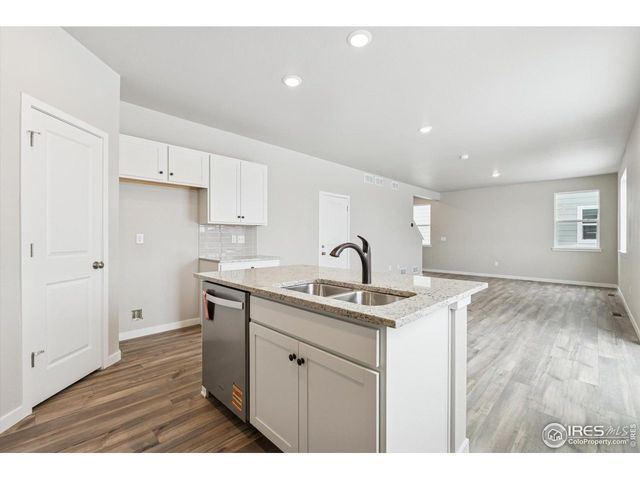 924 Harvard St, Johnstown, CO 80534