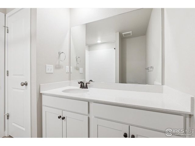 924 Harvard St, Johnstown, CO 80534