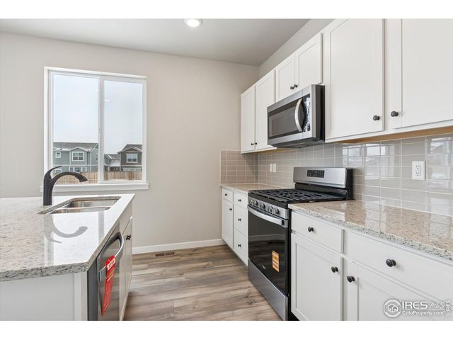 924 Harvard St, Johnstown, CO 80534