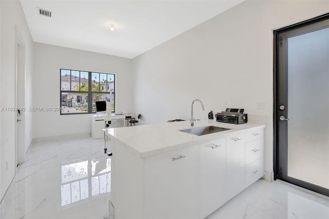 4520 SW 173rd Ave, Miramar, FL 33029