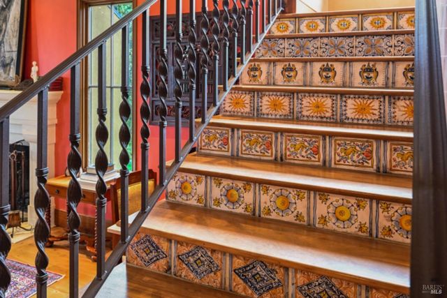 25500 River Rd, Cloverdale, CA 95425