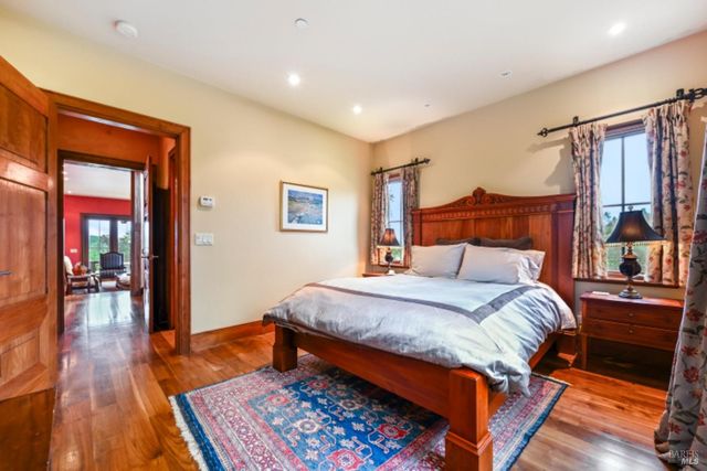 25500 River Rd, Cloverdale, CA 95425