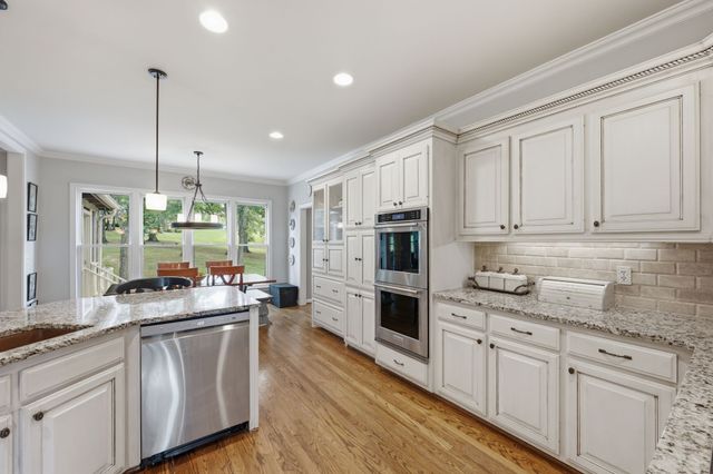 9225 Foxboro Dr, Brentwood, TN 37027