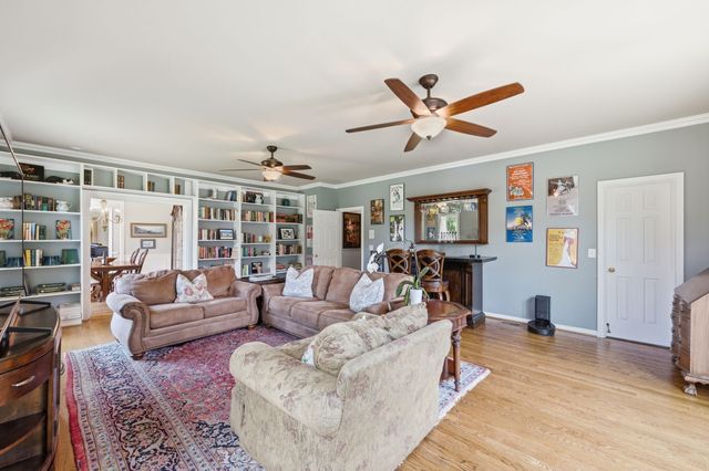 9225 Foxboro Dr, Brentwood, TN 37027