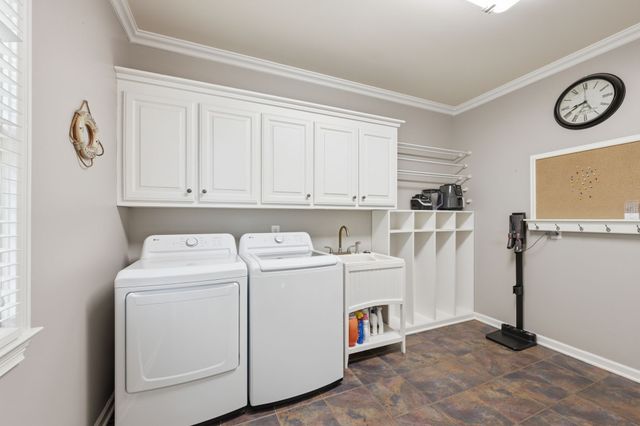 9225 Foxboro Dr, Brentwood, TN 37027