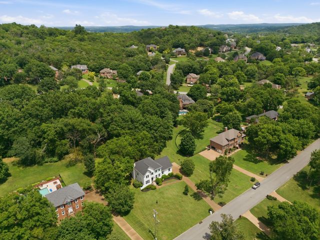 9225 Foxboro Dr, Brentwood, TN 37027