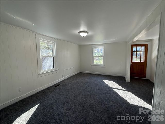 4540 McAlpine Avenue, Morganton, NC 28655