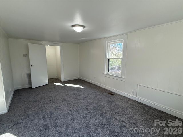 4540 McAlpine Avenue, Morganton, NC 28655