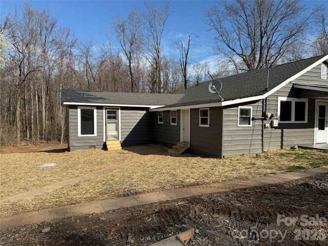 4540 McAlpine Avenue, Morganton, NC 28655