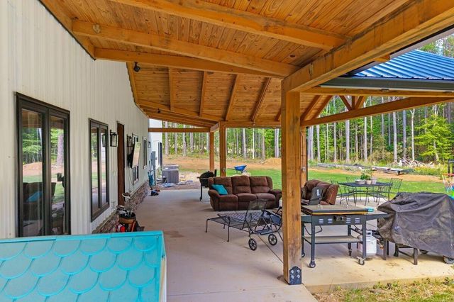 479 County Road 550, Englewood, TN 37329