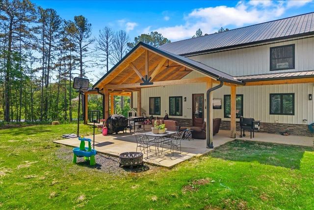 479 County Road 550, Englewood, TN 37329
