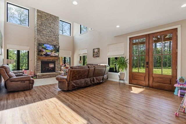 479 County Road 550, Englewood, TN 37329