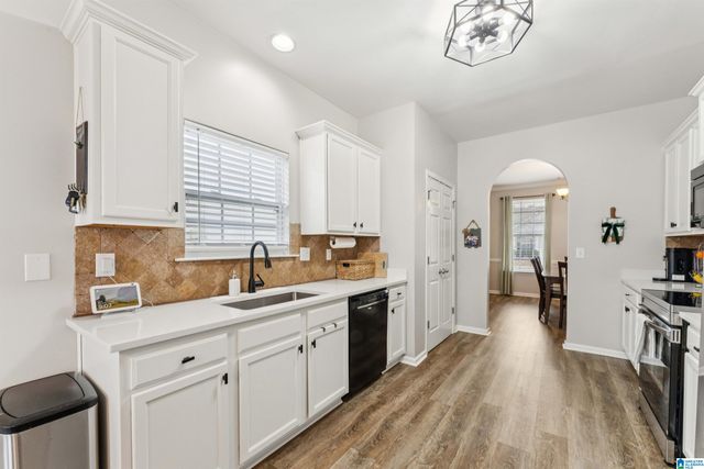 4009 KELLY CREEK LANE, Moody, AL 35004