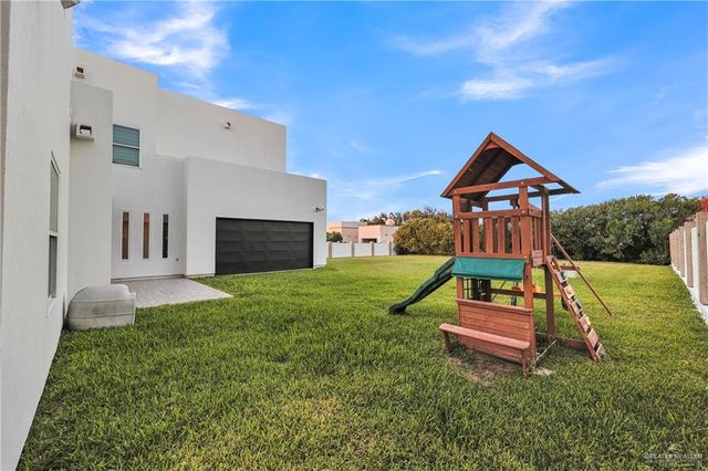 2301 S 49th Street, Mcallen, TX 78503