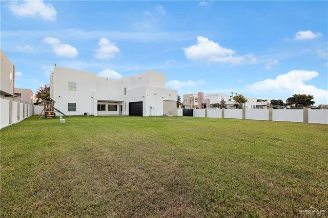 2301 S 49th Street, Mcallen, TX 78503