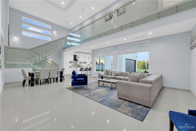 2301 S 49th Street, Mcallen, TX 78503