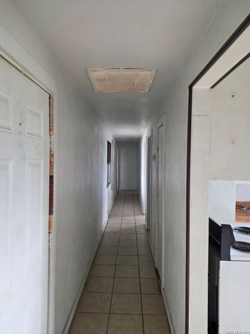 211 Dowman St, Schertz, TX 78154