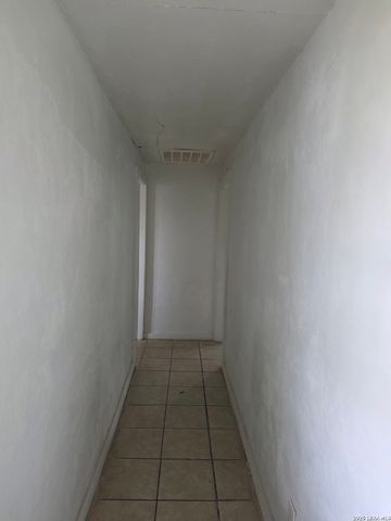 211 Dowman St, Schertz, TX 78154