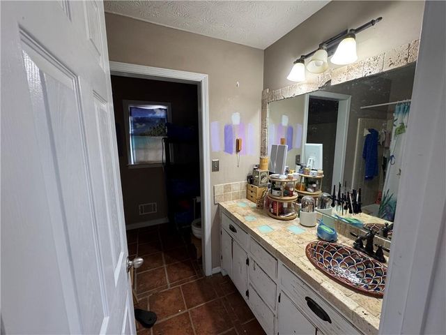 963 Crumbley Road, Mcdonough, GA 30252